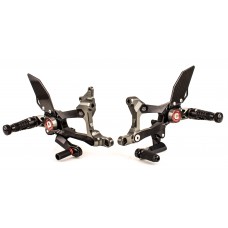 Gilles MUE2 Rearsets for Ducati Panigale V4 / S / R / Speciale (18-24)